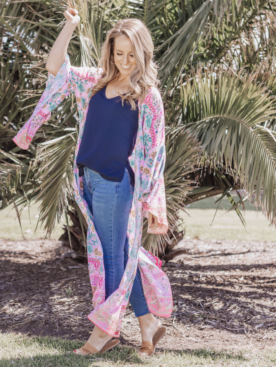 KIMONOS