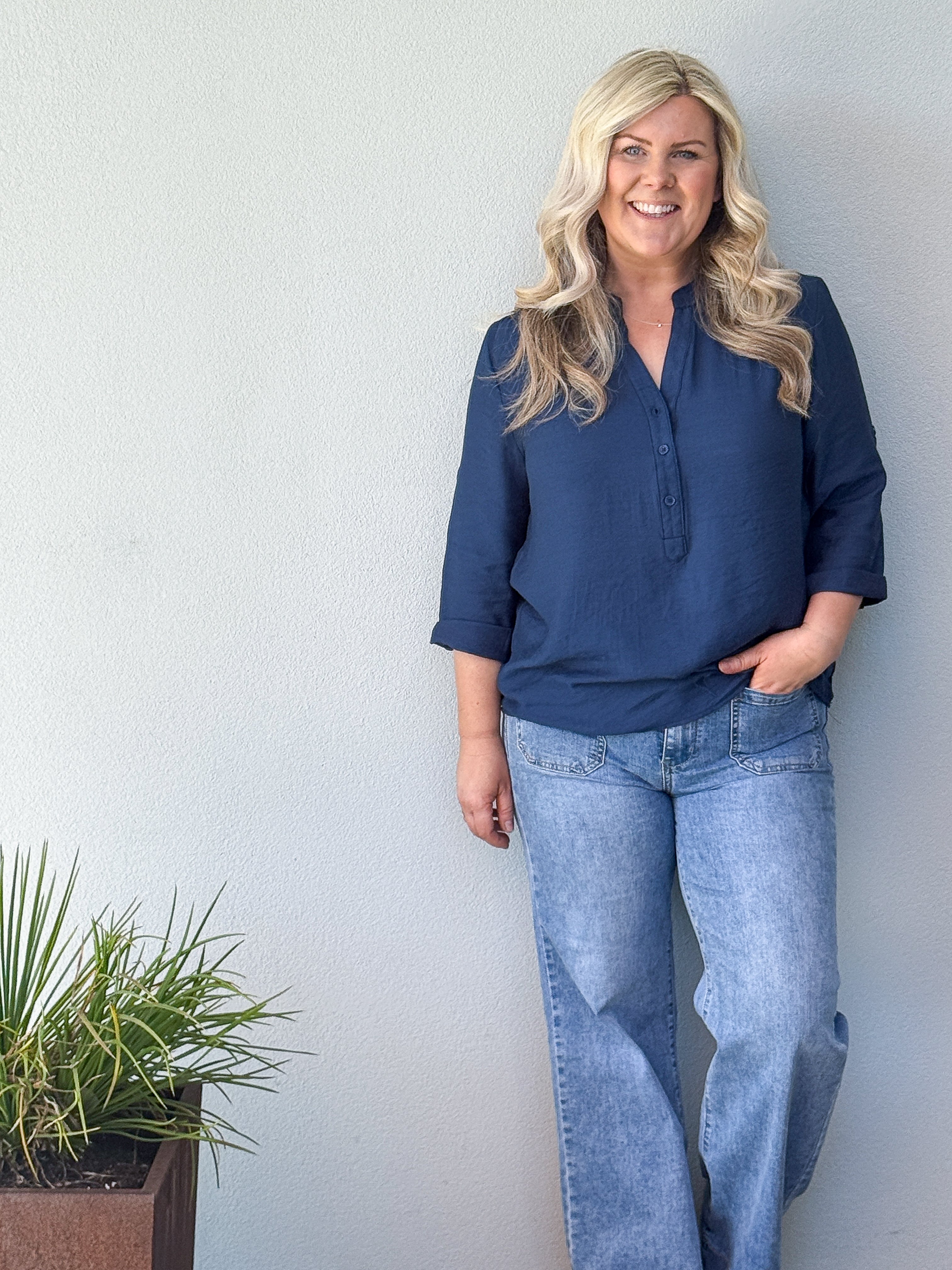 Avery Shirt - Navy