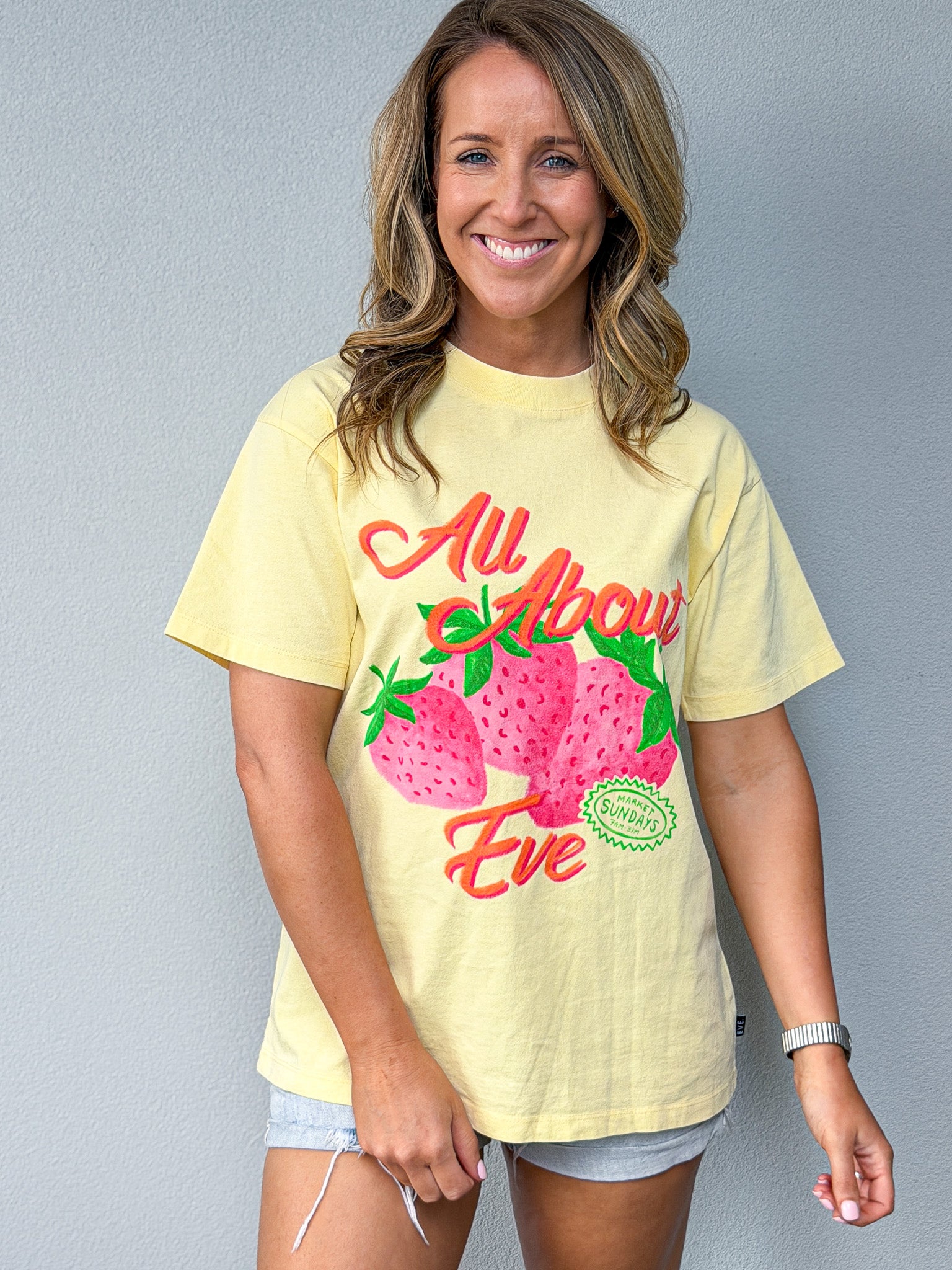 Berry Market Relaxed Tee - Yellow