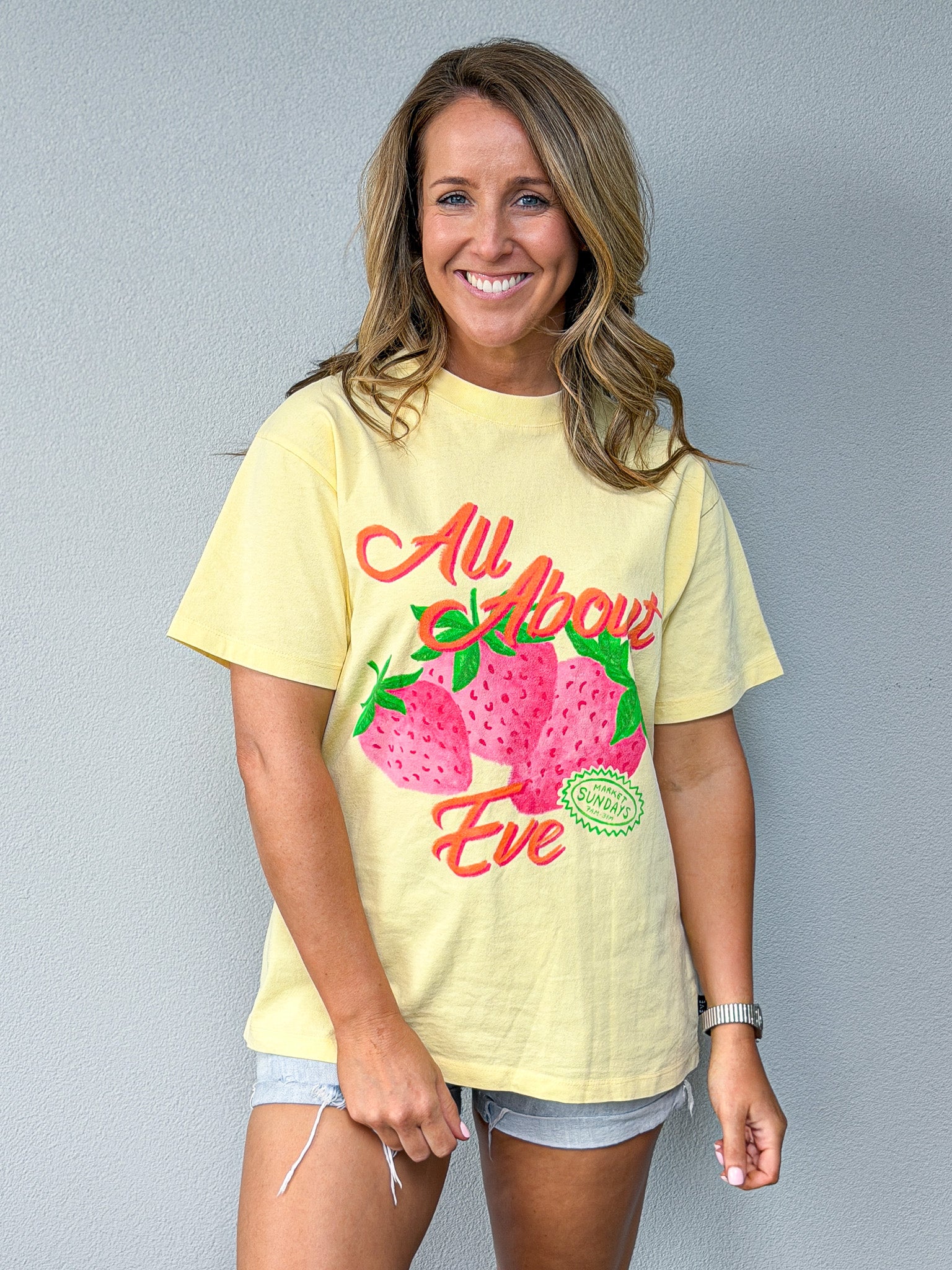 Berry Market Relaxed Tee - Yellow