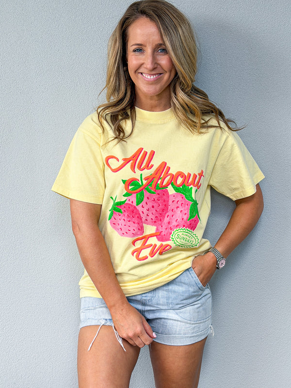 Berry Market Relaxed Tee - Yellow