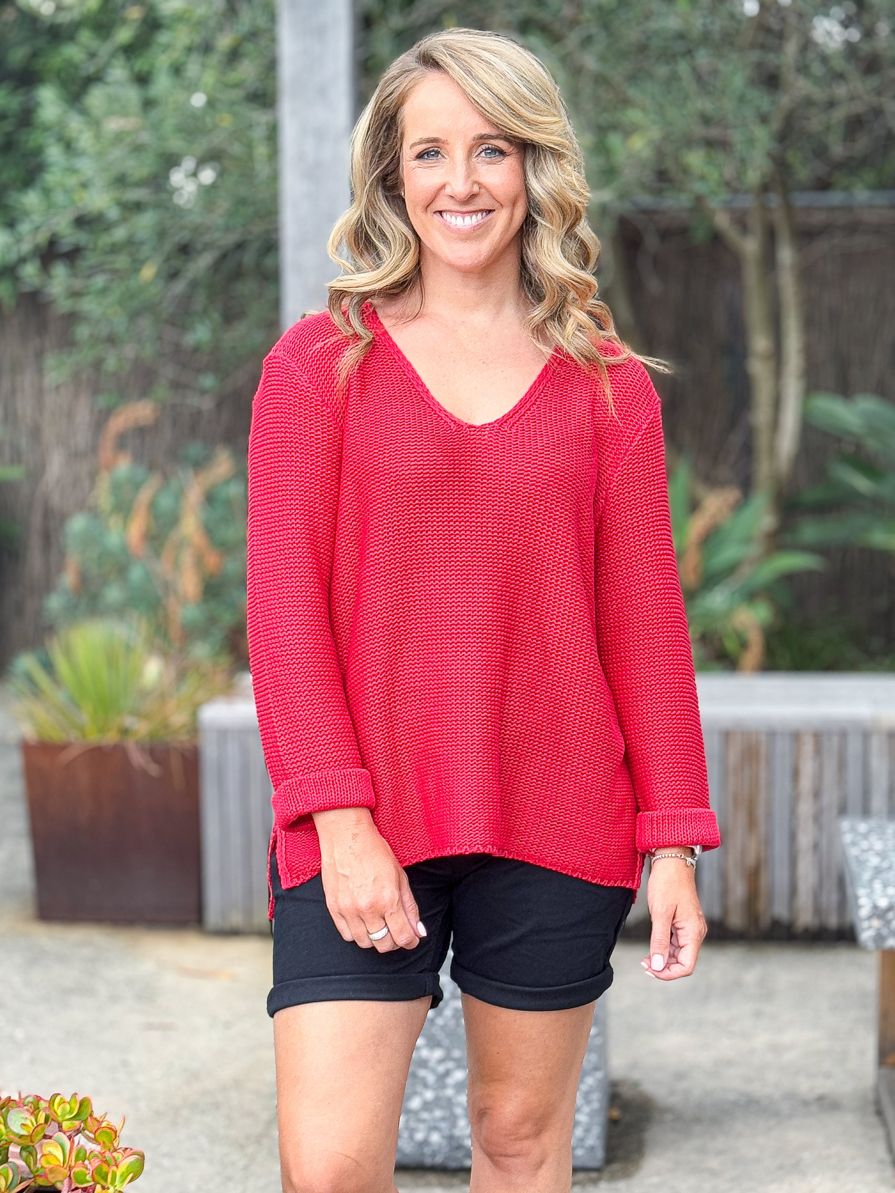 Bessie Knit - Fire Red