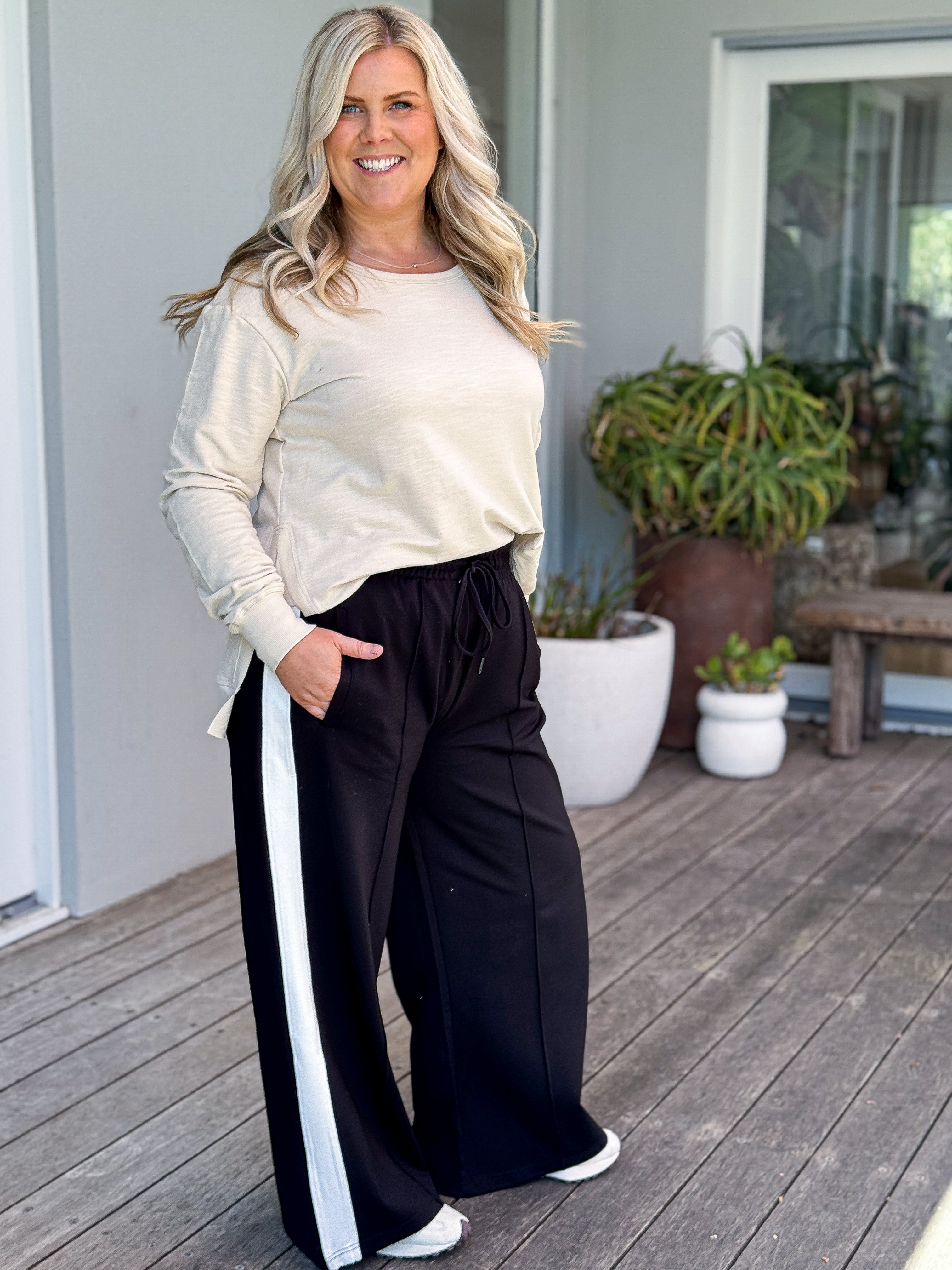 Carmen Wide Leg Pant - Black