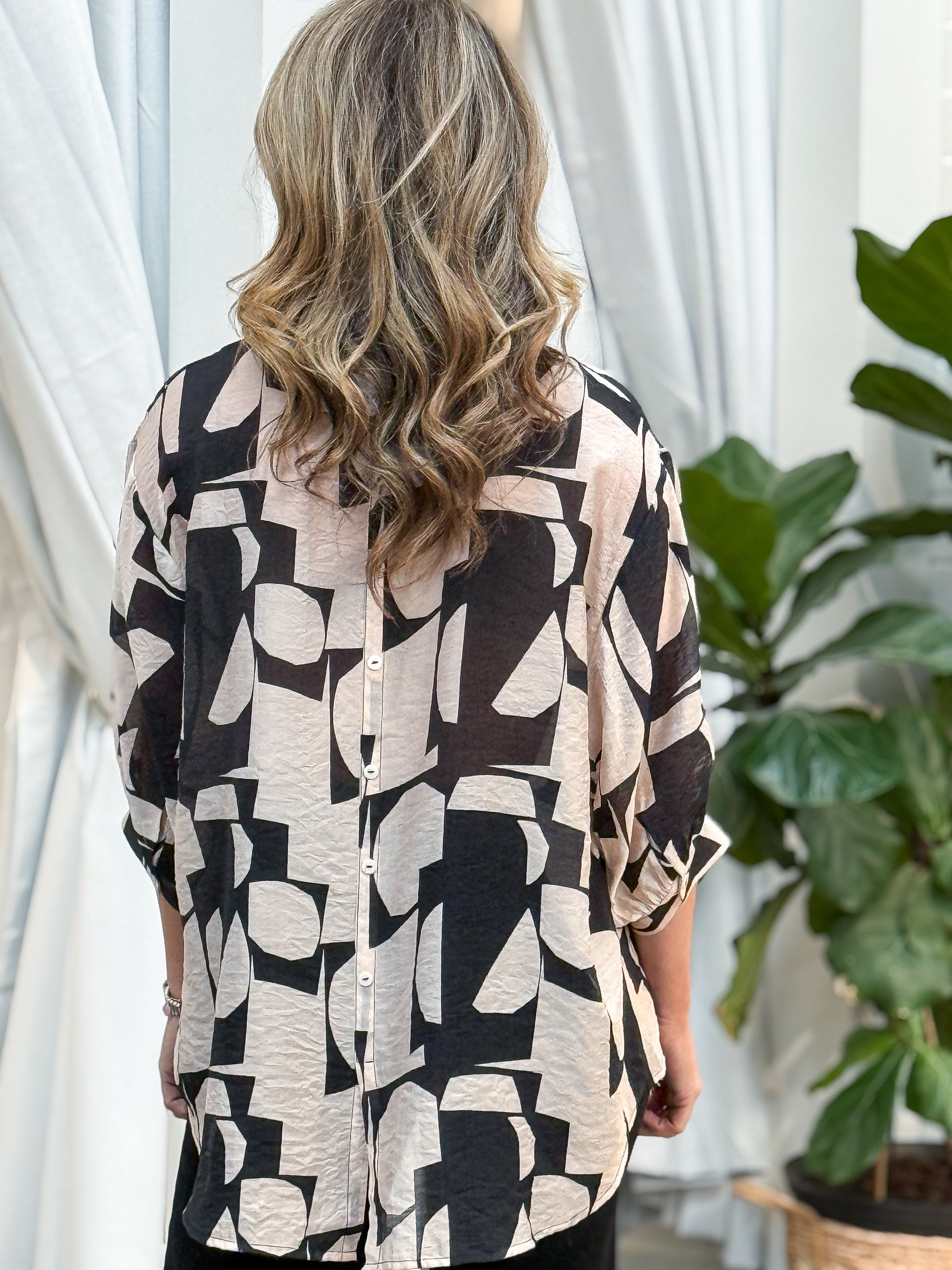 Chloe Blouse - Black and White