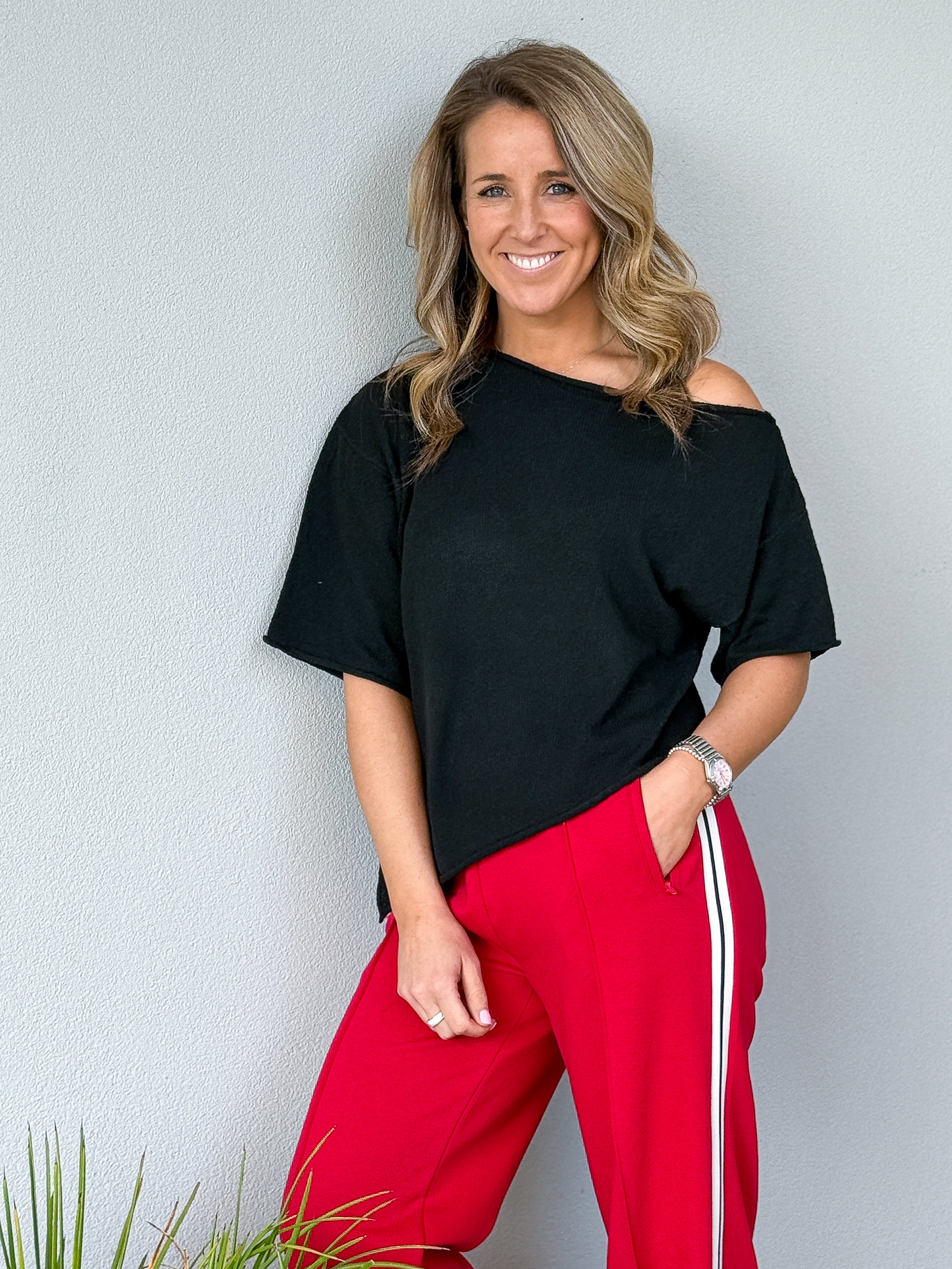 Darcy Asymmetrical Knit Top - Black