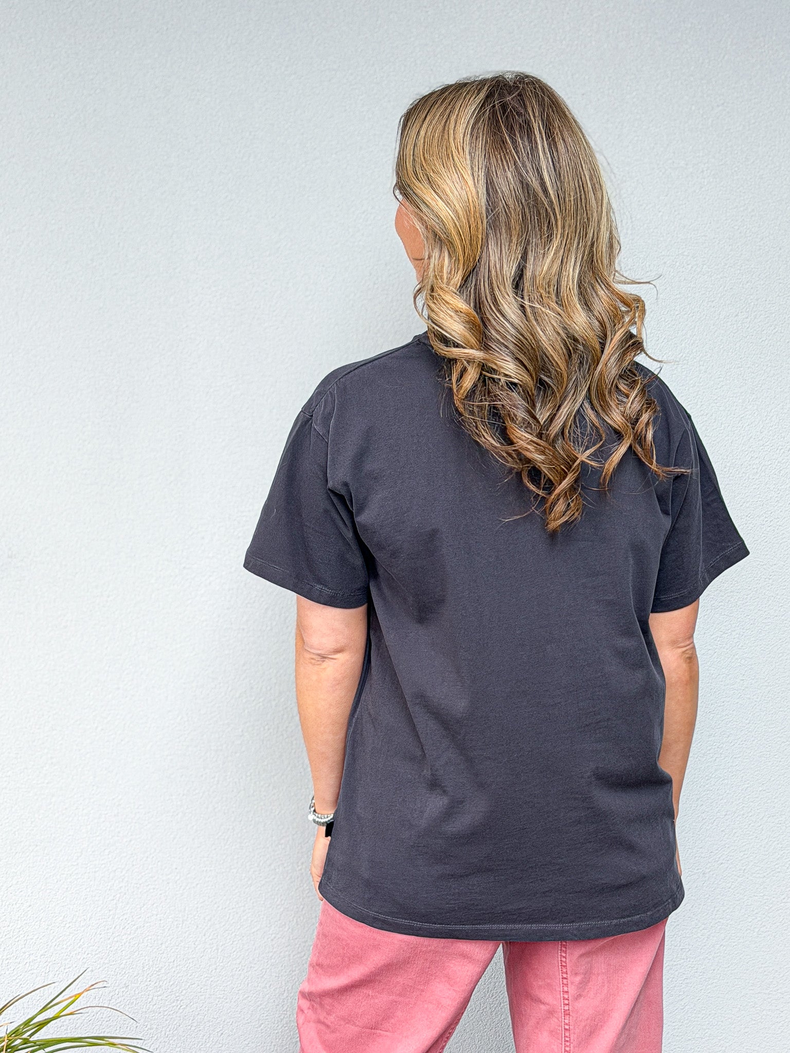 Dusty Trails Relaxed Tee - Washed Black