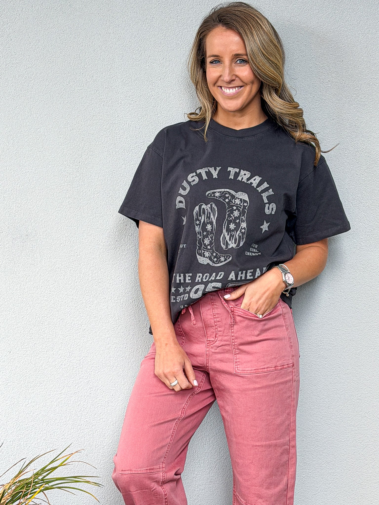 Dusty Trails Relaxed Tee - Washed Black