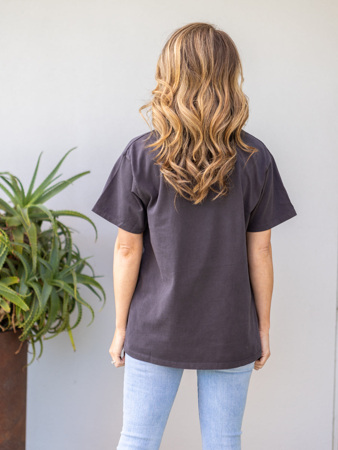 Roaming Tee - Washed Black