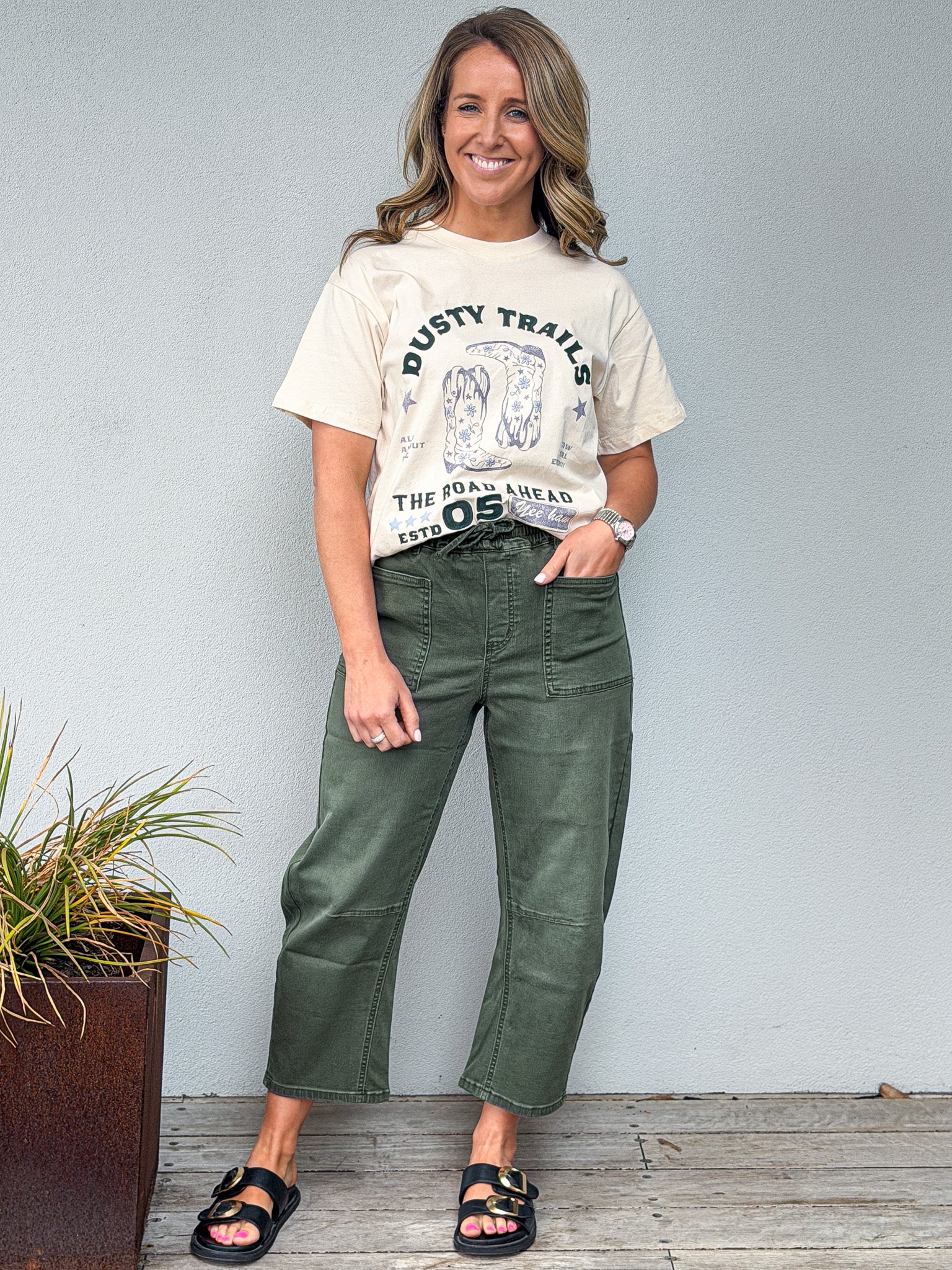 Laura Barrel Jeans - Khaki