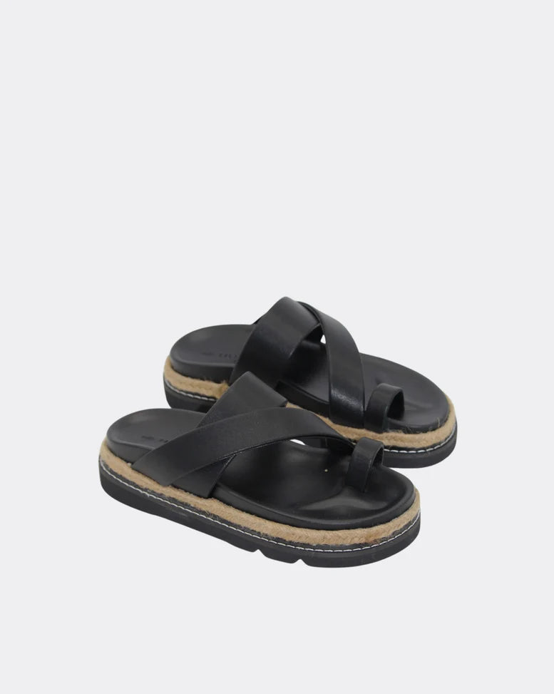 Poppy Slide - Black