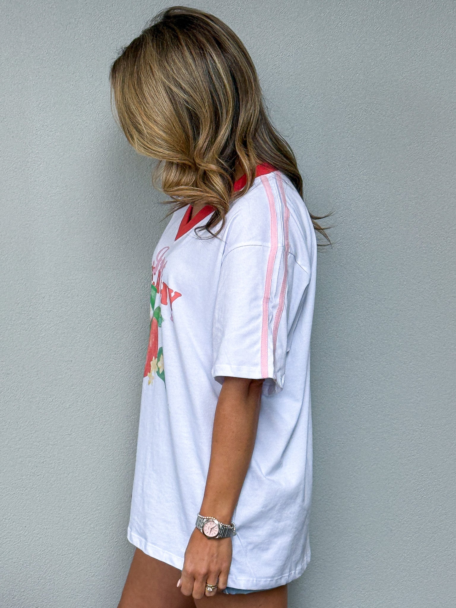 Peachy Tee - White