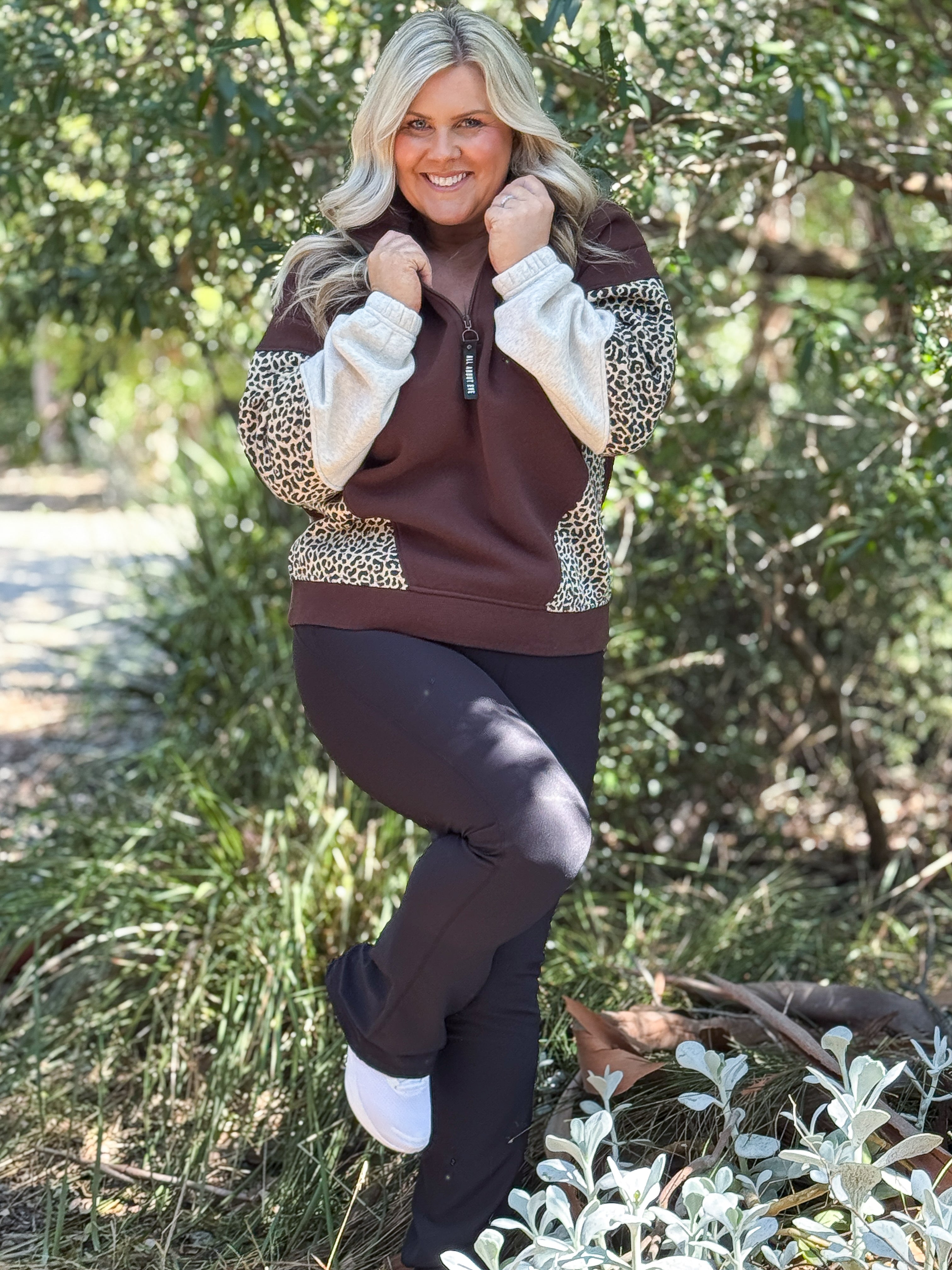 Savannah Panel 1/4 Zip - Brown