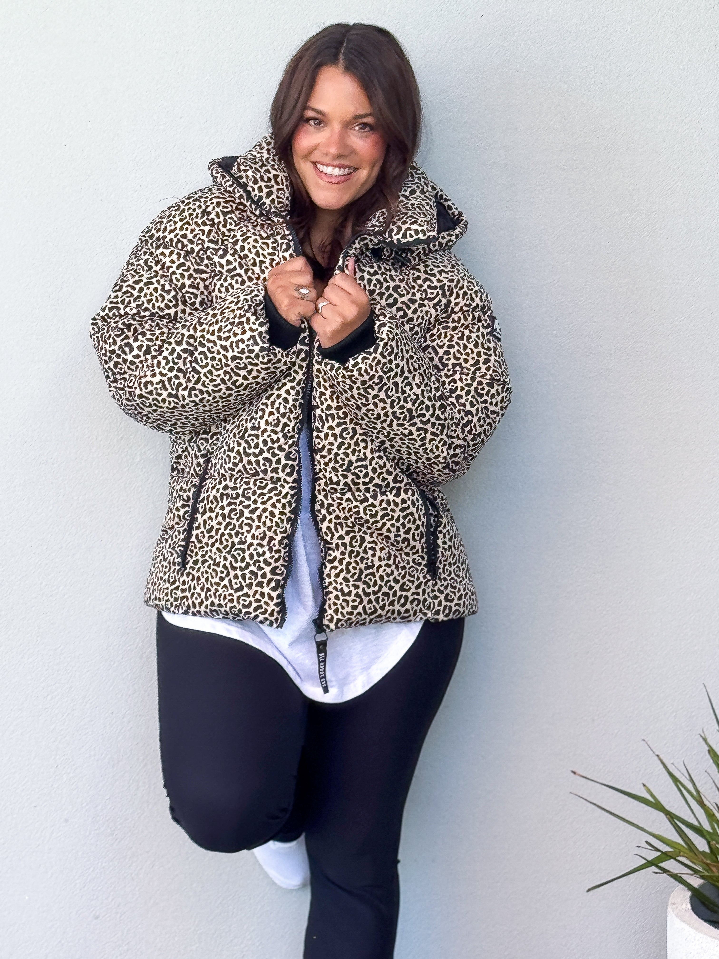 Savannah Puffer - Leopard Print