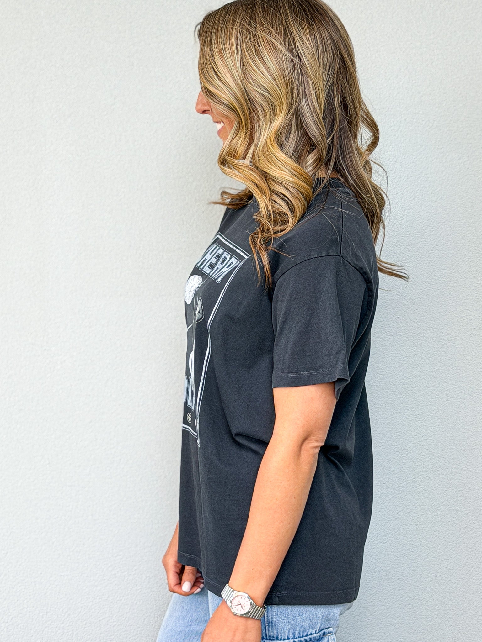Wild Cherry Relaxed Tee - Washed Black
